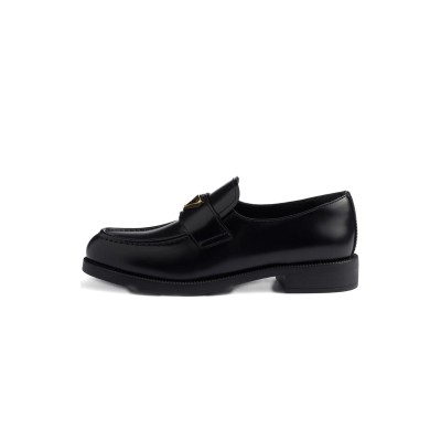 PRADA MONOLITH PATENT LEATHER LOAFERS 1D649M